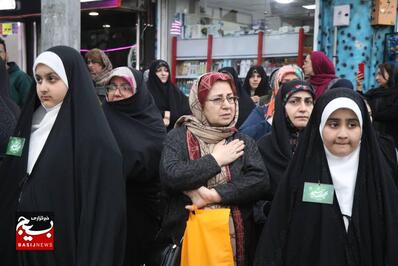کاروان زیر سایه خورشید