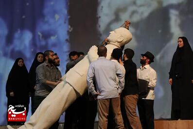 نمایش جلوه های عاشقی از تبار باران