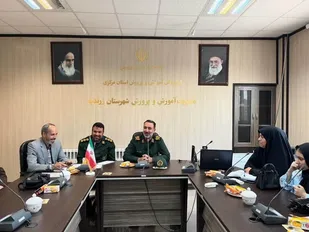 افتتاح حوزه بسیج دانش&zwnj;آموزی خواهران زرندیه و نشست فرمانده سپاه حضرت روح&zwnj;الله با فعالان دانش&zwnj;آموزی