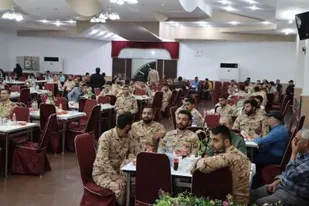 برپایی ضیافت افطاری سربازان با حضور فرمانده و مسئول نمایندگی ولی فقیه در سپاه نینوا