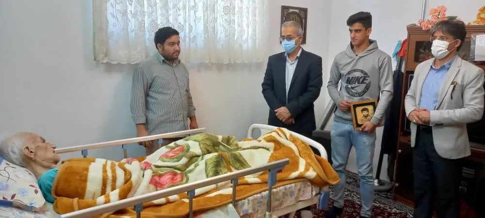 تجدید میثاق نماینده تکواندو استان سمنان در مسابقات بین‌المللی فجر با شهید غنیمت پور