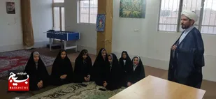 کلاس احکام ویژه دختران نوجوان بسیجی روستای کوهان منطقه براآن شمالی