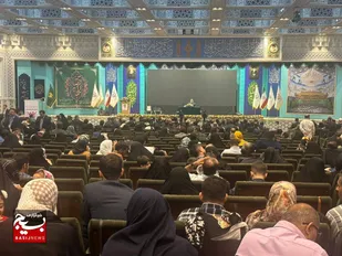 همایش ملی &laquo;رویش امید&raquo; با محوریت فرزندآوری و جوانی جمعیت در حرم مطهر رضوی