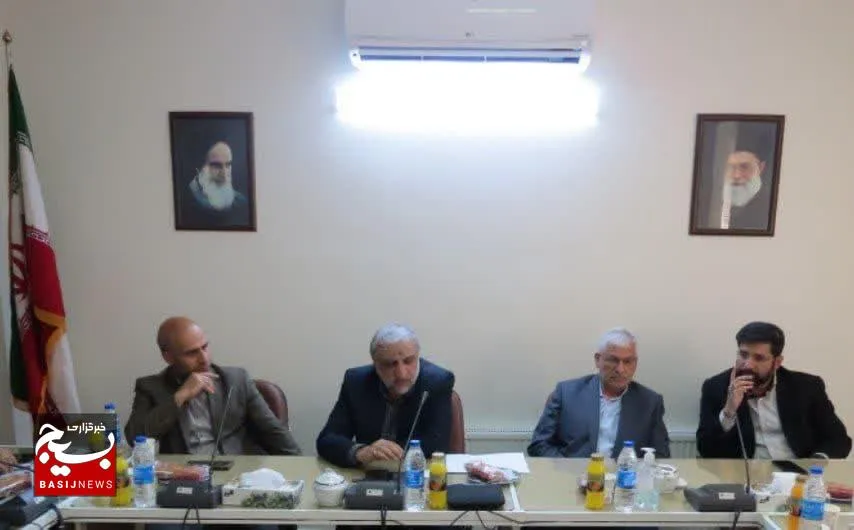 در هیچ شرایطی تولید در خراسان رضوی تعطیل نمی شود/ شهرک های صنعتی با قدرت بیشتر پای خط تولید