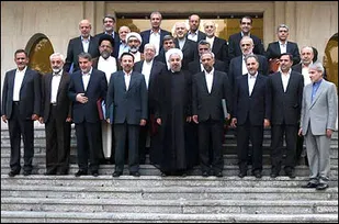 گردن دولت قبل، سوژه نخ نمای ناکارامدی دولت یازدهم شده است/اگر نمی توانستید اصلا چرا دولت را به دست گرفتید؟!