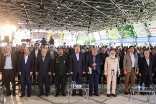 ملت شریف ایران با بصیرت تمام، دشمنان انقلاب اسلامی را در جنگ ترکیبی ناکام گذاشته است
