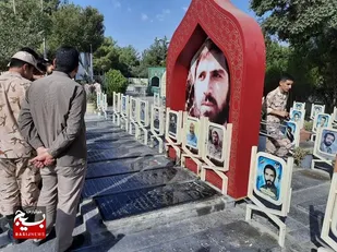 اردوی زیارتی سربازان ناحیه لنجان از گلستان پر نور شهدای اصفهان