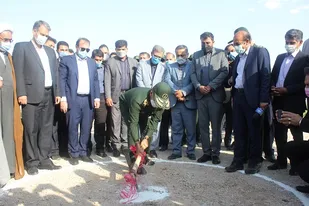 کلنگ زنی پروژه مسکن شهرستان مرودشت در قالب اقدام ملی
