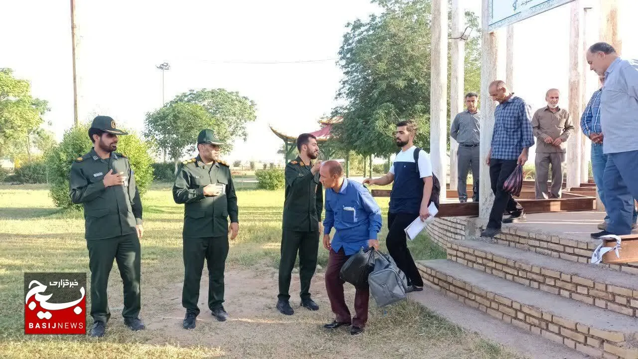 بدرقه زائران مرقد مطهر امام خمینی ره  گتوند از جوار شهدای گمنام