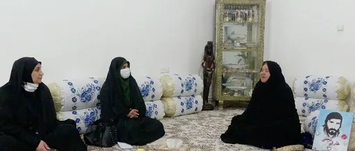 تجلیل بسیج جامعه زنان سپاه فتح استان از خانواده شهید نجفی
