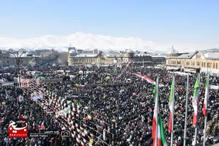 حضور دشمن&zwnj;شکن مردم بصیر و ولایی دارالمومنین همدان در راهپیمایی ۲۲ بهمن