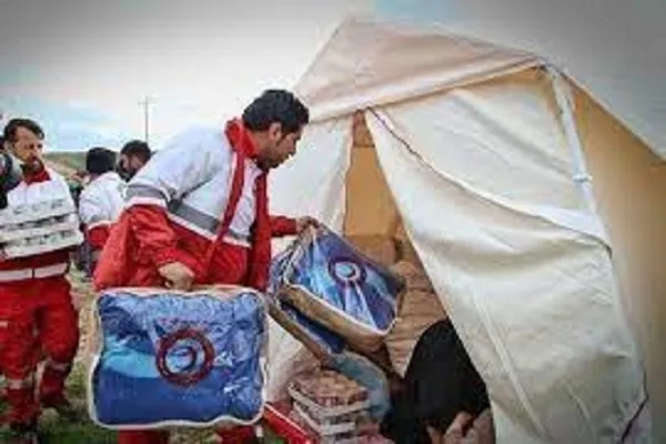 دومین محموله امدادی هلال احمر آذربایجان شرقی به خوی ارسال شد