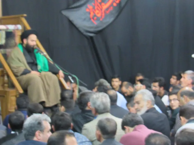 جامعه و مسئولینی روحیه دنیاطلبی دارند از اهل بیت(ع) غافل می شوند