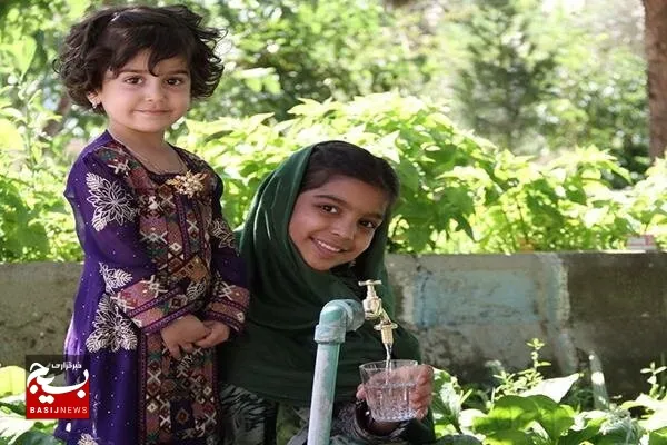 خطوط انتقال و شبکه‌های توزیع آب در 215 روستا به همت سپاه انجام شده است