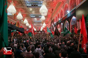 صدای زنجیر&zwnj;ها و نوای عشق؛ حضور پرشور عزاداران در ایام ماه صفر در مسیر حرم امام رضا(ع)