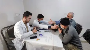 اجرای طرح خدمات جهادی سلامت در مسجد باب الحوائج باقرشهر