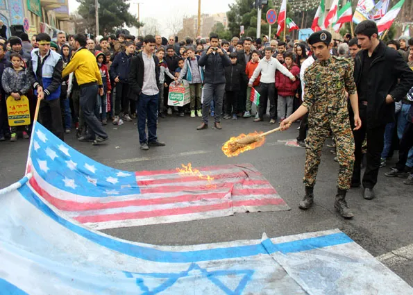 ملت ایران با حضور پرشور خود درس بزرگی به آمریکا داد