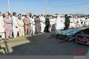 پیکر مطهر دو شهیدبسیجی در دهستان هیچان تدفین شد.