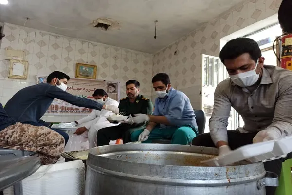 توزیع ۲۰۰۰ غذای گرم در شهرستان مهرستان