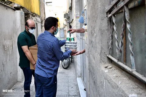 اطعام روز عید غدیر در مناطق حاشیه تهران