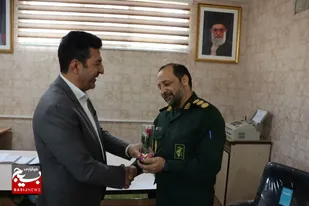 اهدا گل مسئولین به پاسداران میامی+ تصاویر