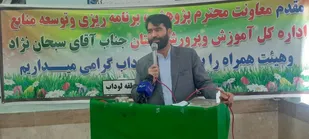 برنامه های دهه فجر به محوریت دانش آموزان اجرا شود