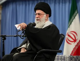 سخنرانی رهبر انقلاب در سالروز قیام ۲۹ بهمن مردم تبریز