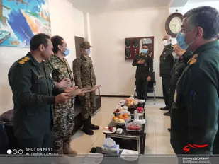 دیدار فرمانده سپاه شهرستان بوشهر با فرمانده یگان حفاظت هواپیمایی سپاه استان بوشهر