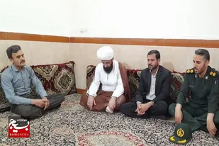 دیدار مسئولین شهرستان فامنین با خانواده شهید ساجدی
