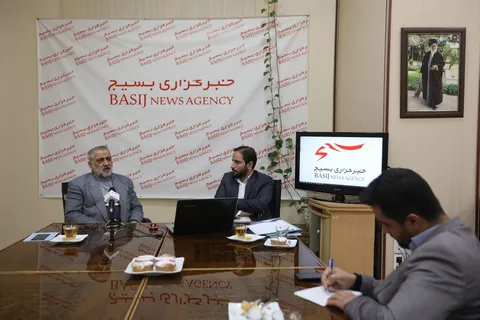 بازدید سخنگوی ارشد نیرو‌های مسلح از خبرگزاری بسیج/ ۱