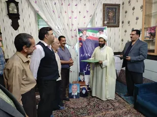 یادواره شهدای خانگی شهید جاویدالاثر حسین اشرف گنجویی برگزار شد