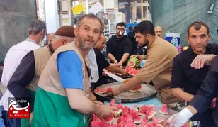 خدمت‌رسانی موکب عاشقان امام‌رضا(ع) نیشابور به زوار اربعین