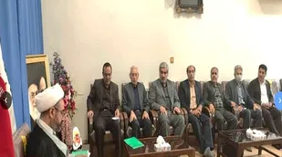 نخبگان پیشران توسعه جامعه هستند/ از ظرفیت اربعین برای اشتغالزایی جوانان استفاده شود