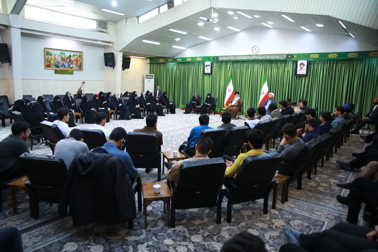 بسیج دانشگاه فرهنگیان، پیشگام پیوند علم و دین در تربیت معلمان باشد بسیج دانشگاه فرهنگیان، پیشگام پیوند علم و دین در تربیت معلمان باشد