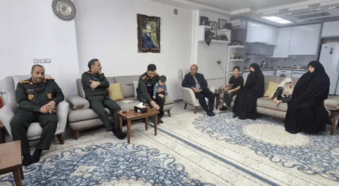 دیدار مسئولان بسیج سازندگی با خانواده شهید میثم رضوان‌پور