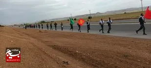 عبور زایران معمار کبیر انقلاب از شهرستان بن