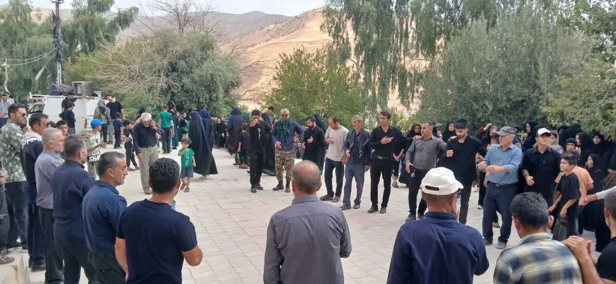 مراسم سینه‌زنی اربعین حسینی در امامزاده شهپیر بخش قارون شهرستان دزپارت برگزار شد