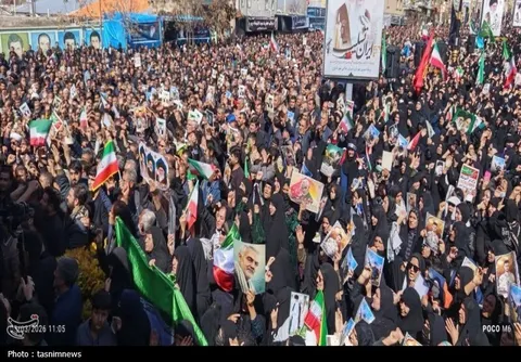 قهرمانان واقعی این سرزمین شهدا هستند؛ در داستان‌ها و افسانه‌ها نگردید