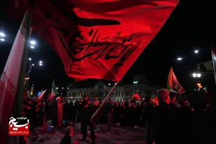 هفتمین شب از عزای حسینی در میدان امام خمینی(ره) همدان