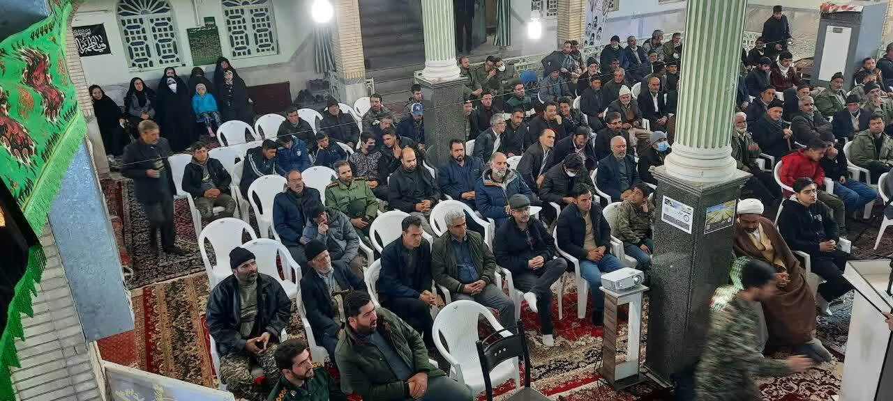برپایی یادواره شهدا به مناسبت دهه فجر انقلاب سالروز عملیات والفجر۸در بویین میاندشت
