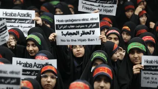 همصدایی دانش&zwnj;آموزان مشهدی با دختران محجبۀ آذربایجان