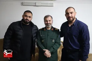 رئیس هیئت کشتی بسیج کشور با قهرمانان مازندرانی کشتی جهان دیدار کرد