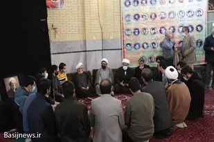 نشست صمیمی و گفتگوی چهره به چهره امام جمعه همدان با مردم