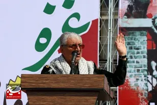 وجود جوانان در میدان‌های مبارزه با فتنه، باعث شکست دشمنان شد/نتانیاهو با جنایت‌هایش میخ نابودی رژیم صهیونیستی را بر تابوت آن کوبید