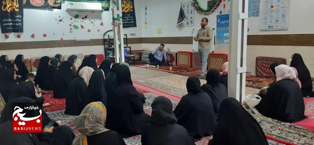 حمایت از اشتغالزایی بانوان کرخه با برپایی کارگاه آموزشی و اعطای تسهیلات