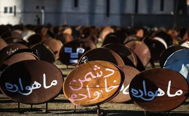 هدف دشمن به انحطاط کشیدن جوانان است