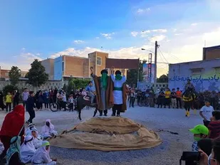 بازروایی واقعه غدیر خم در شهر نقنه