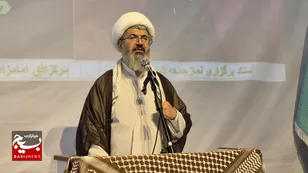 فرماندار باید میدان را به جوانان بدهد