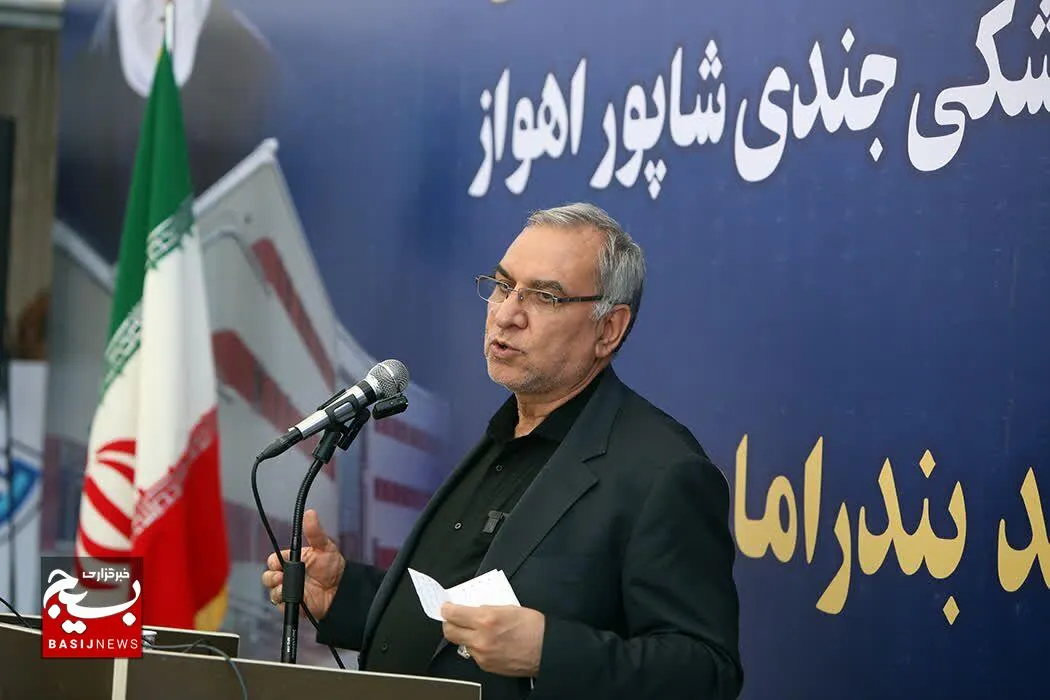 بهره‌برداری از ۱۷ هزار تخت و ۳۰۰ دستگاه پیشرفته پزشکی در دولت سیزدهم