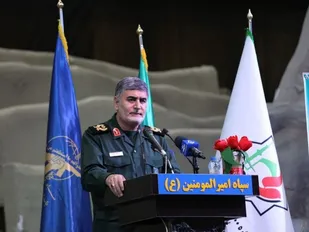زنان ایلامی همپای مردان در دفاع از کیان اسلام در صحنه بوده و هستند